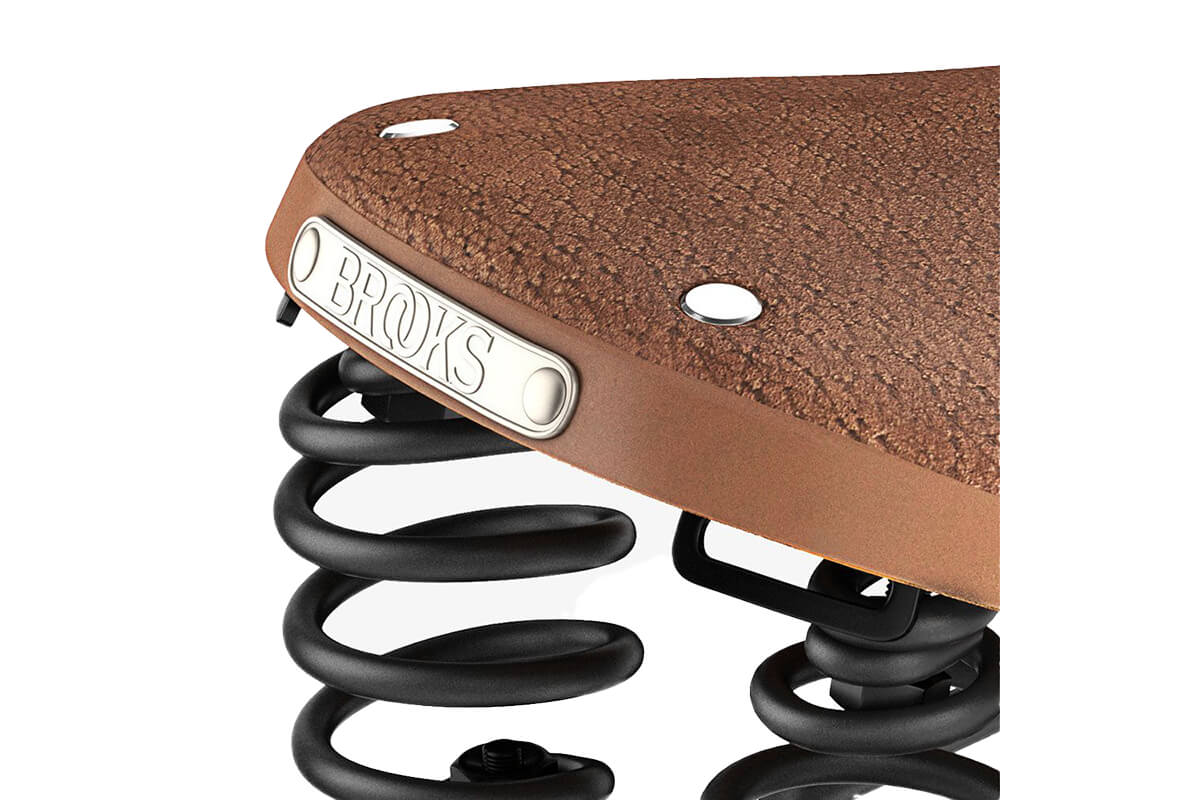 Brooks High - Quality Softened Leather Saddle for Cycling: Flyer Model